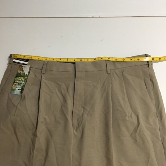 Haggar Classic Fit Dress Pants Premium Comfort Size 40x29 NWT Khaki - Picture 8 of 11
